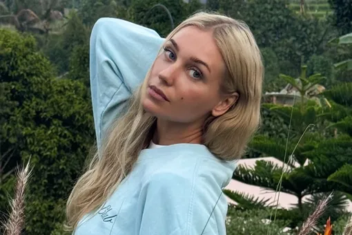 «Текста не будет»: Кристина Асмус снялась в постели с бойфрендом на Бали — 10 фото «Текста не будет»: Кристина Асмус снялась в постели с бойфрендом на Бали — 10 фото