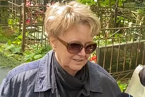 «До последнего дня была в здравом уме»: дочь Нины Гребешковой высказалась об актрисе на похоронах в Москве «До последнего дня была в здравом уме»: дочь Нины Гребешковой высказалась об актрисе на похоронах в Москве