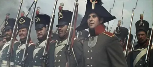 Анатолий Петрицкий не только был операторов фильма «Война и мир», но и сыграл в нем одну из ролей