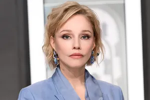 «Спасибо всем тем, кто не отписывается»: Марина Зудина вышла на связь после того, как ее сравнили с Аллой Пугачевой «Спасибо всем тем, кто не отписывается»: Марина Зудина вышла на связь после того, как ее сравнили с Аллой Пугачевой