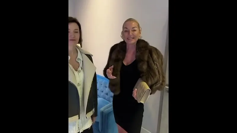 Нажми и смотри Нажми и смотри