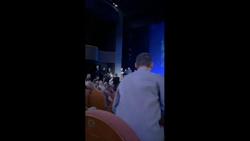 Нажми и смотри Нажми и смотри