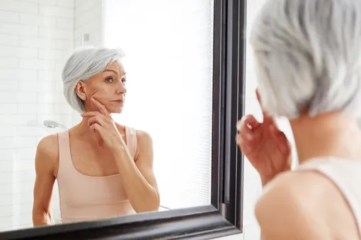 Как стать моложе, но не получить маску вместо лица: мифы и правда об антивозрастных процедурах