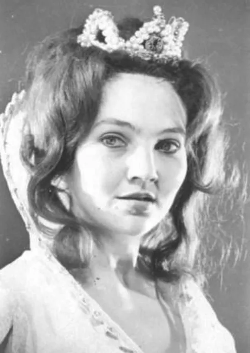 Актриса Лидия Тюшнякова сообщила о смерти Николая Хомякова Актриса Лидия Тюшнякова сообщила о смерти Николая Хомякова