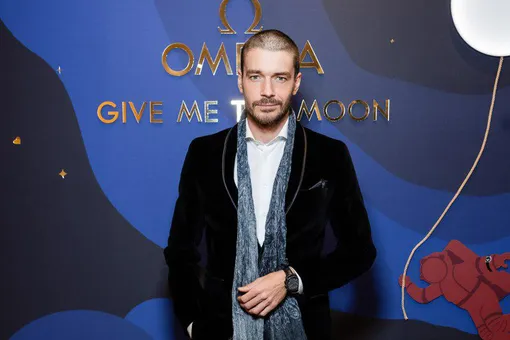 Павел Воля, Ляйсан Утяшева и Максим Матвеев на на коктейле OMEGA Павел Воля, Ляйсан Утяшева и Максим Матвеев на на коктейле OMEGA