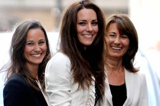 «Я скоро увижу внука!»: мать Кейт Миддлтон сообщила о беременности дочери «Я скоро увижу внука!»: мать Кейт Миддлтон сообщила о беременности дочери