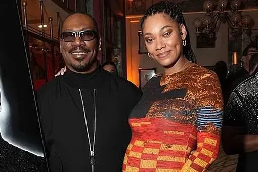 35-летняя дочь Эдди Мерфи призналась, что беременна первенцем 35-летняя дочь Эдди Мерфи призналась, что беременна первенцем