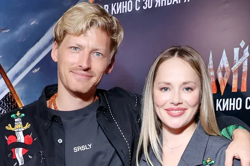 «Главное испытание»: Максим Белбородов оставил беременную Зою Бербер из-за съемок в фильме «Злой город» «Главное испытание»: Максим Белбородов оставил беременную Зою Бербер из-за съемок в фильме «Злой город»