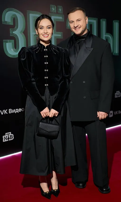 Супруги Елена и Дмитрий Журавлевы на премьере второго сезона шоу «Звёзды»