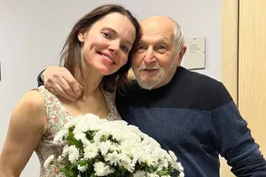 «Играем отчаянно и беспощадно»: Елизавета Боярская приехала в Москву и снялась с «невероятным режиссером»