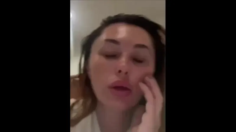 Нажми и смотри