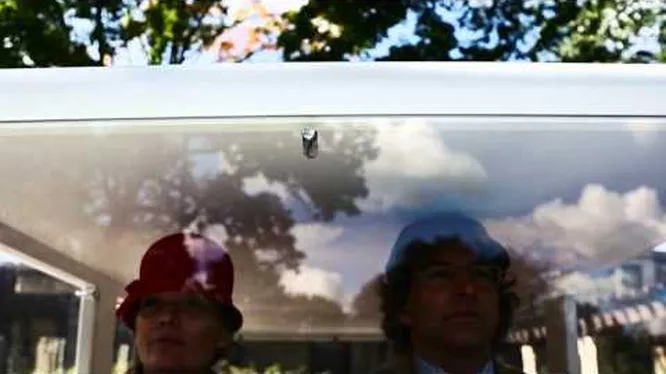 Нажми и смотри