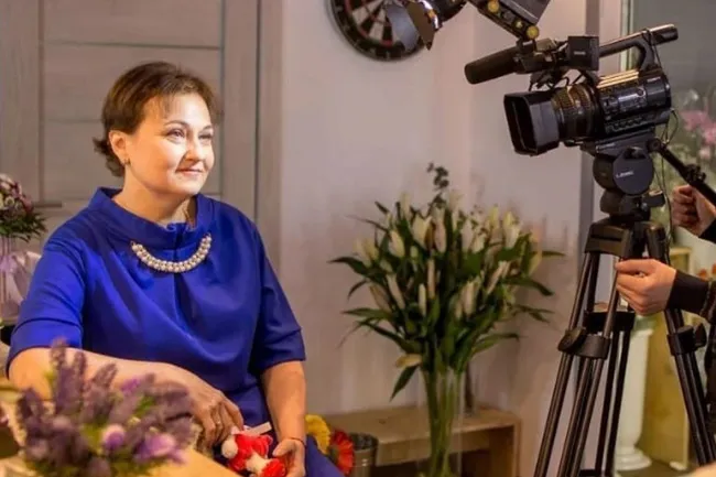 «Мы не врачи и не психологи»: как я справилась с раком и стала равным онкоконсультантом