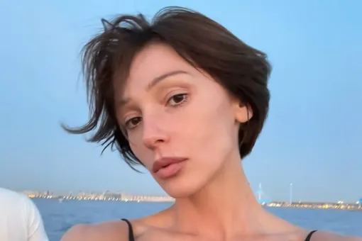 «Не спилась, набрала вес»: Настя Ивлеева рассказала, как провела 1,5 года после «голой вечеринки»