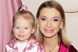 «Бороться бесполезно»: Ольга Орлова заявила о кризисе трех лет у дочери