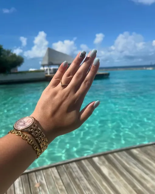 пляжный летний маникюр 2025 пляжный летний маникюр 2025