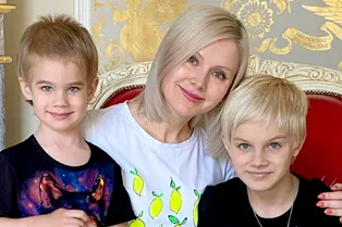 «Такие беленькие трое»: поп-звезда Натали с сыновьями восхитили поклонников «Такие беленькие трое»: поп-звезда Натали с сыновьями восхитили поклонников