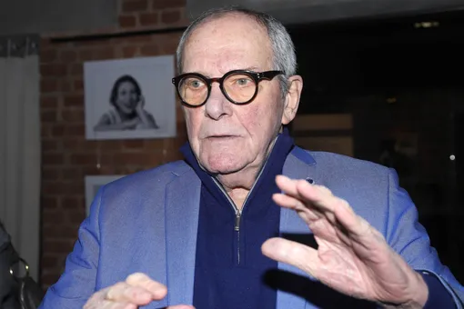 «Моя дорогая Ириша, сын и дочери продлевают мне жизнь!»: Эммануил Виторган в день 86-летия обратился к близким людям «Моя дорогая Ириша, сын и дочери продлевают мне жизнь!»: Эммануил Виторган в день 86-летия обратился к близким людям