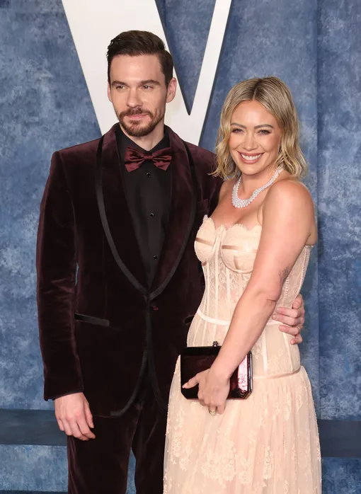 Мэттью Кома и Хилари Дафф на светском вечере Мэттью Кома и Хилари Дафф на светском вечере