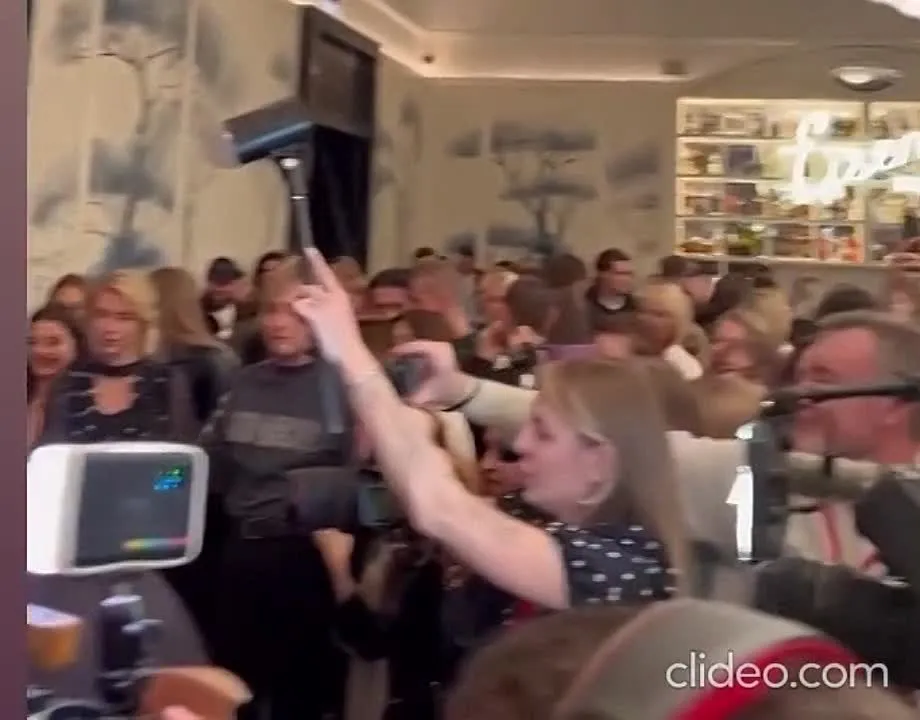 Нажми и смотри Нажми и смотри