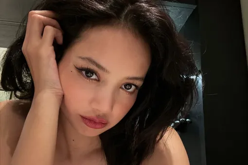 Лису из BLACKPINK высмеяли за маленькую роль в сериале «Белый лотос» Лису из BLACKPINK высмеяли за маленькую роль в сериале «Белый лотос»