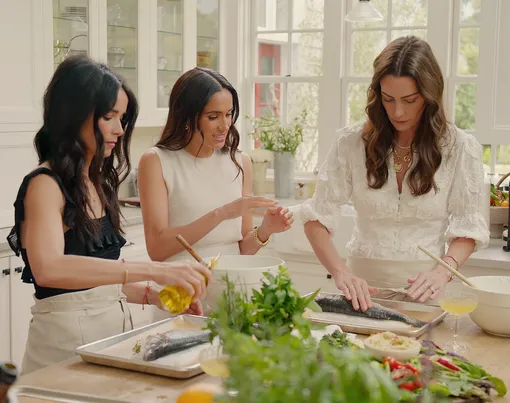 Келли Макки Зайфен давно дружит с Меган Маркл Келли Макки Зайфен давно дружит с Меган Маркл