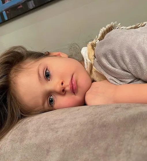 В Сети восхитились внешностью младшей дочери Стаса Бондаренко и Аурелии Алехиной