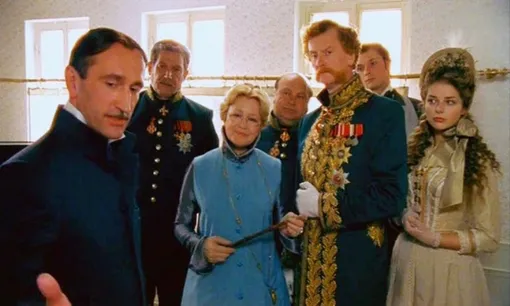 Александр Орловский (слева) в сериале «Азазель»