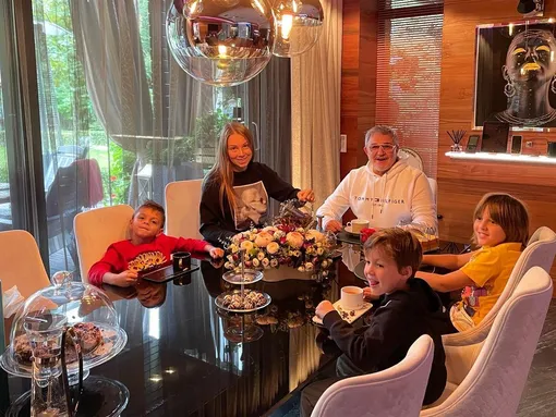 Семья Дибровых