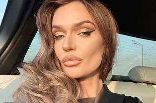 «Я вышла из моря»: Алена Водонаева в откровенном бикини телесного цвета снялась на пляже в Египте «Я вышла из моря»: Алена Водонаева в откровенном бикини телесного цвета снялась на пляже в Египте