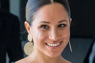 «Невероятно нежная!»: беременная Меган Маркл с сыном на руках растрогала женщин «Невероятно нежная!»: беременная Меган Маркл с сыном на руках растрогала женщин