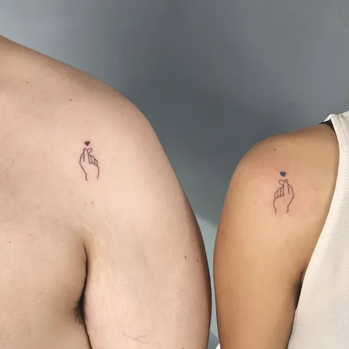 парная татуировка сердца