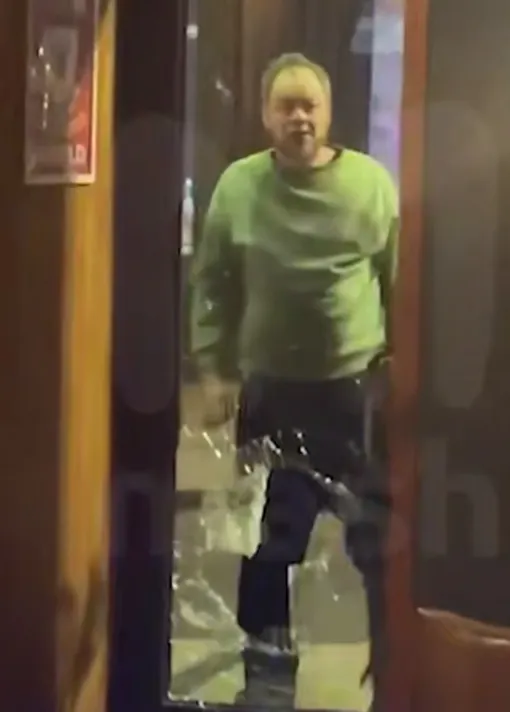 В марте Виталий Лабутин поскандалил в баре на Тверской В марте Виталий Лабутин поскандалил в баре на Тверской