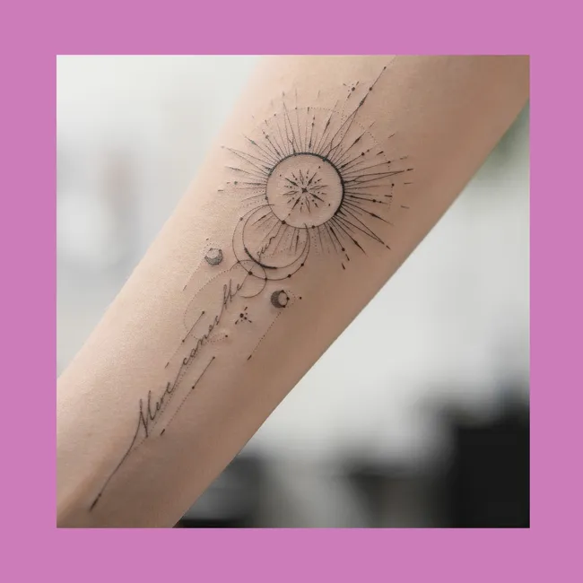 Браслеты, эполеты, колье: 5 изящных идей татуировок, которые заменят тебе украшения