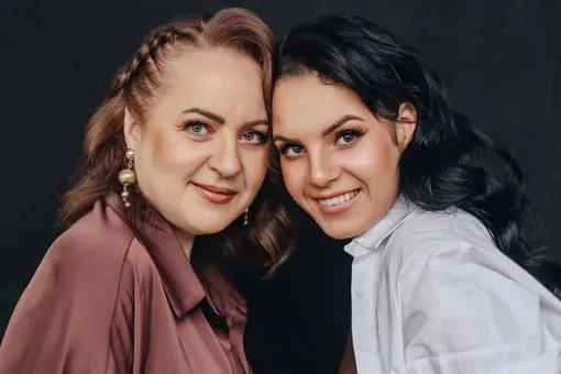 «В автокатастрофе погиб муж, у нее обнаружили онкологию»: Маргарита Грачева показала маму по важному поводу
