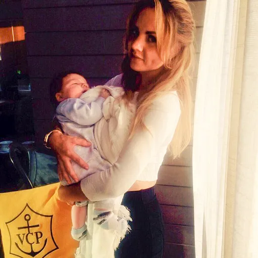 развод во время беременности максим