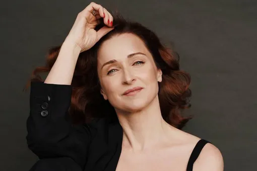 «Я польщена»: звезда сериала «Первокурсницы» Екатерина Стулова отреагировала на сравнение с Ириной Муравьевой «Я польщена»: звезда сериала «Первокурсницы» Екатерина Стулова отреагировала на сравнение с Ириной Муравьевой
