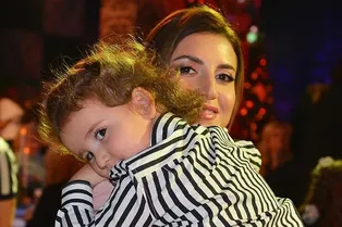 Сын певицы Жасмин впервые в жизни подстригся Сын певицы Жасмин впервые в жизни подстригся