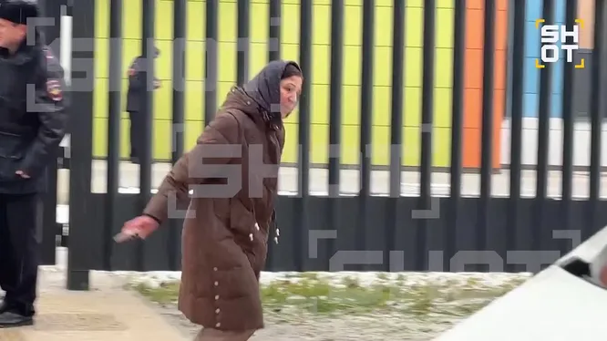 Нажми и смотри