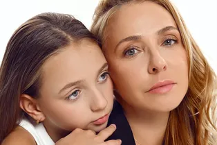 «Я психанула»: младшая дочь Татьяны Навки призналась, что она уговорила ее перейти из «одиночниц» в танцы на льду