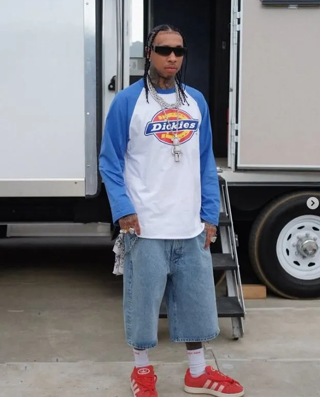 Tyga Тайга (Майкл Рэй Нгуен-Стивенсон), фото