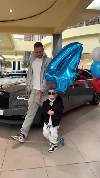 Нажми и смотри