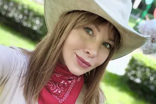 «Неожиданно, но очень приятно»: Полина Диброва после развода отдохнула в Италии «Неожиданно, но очень приятно»: Полина Диброва после развода отдохнула в Италии