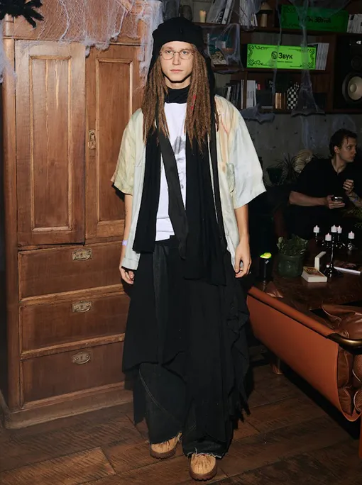 Антоний Толмацкий отказался перепевать песни Децла Антоний Толмацкий отказался перепевать песни Децла