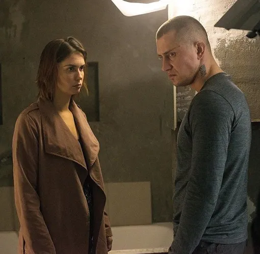 На съемочной площадке Агата Муцениеце и Павел Прилучный Павел Прилучный биография