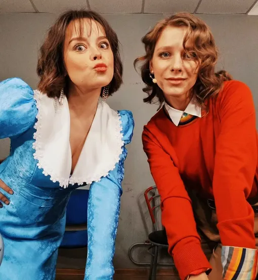 Наталия Медведева и Лиза Арзамасова Наталия Медведева и Лиза Арзамасова