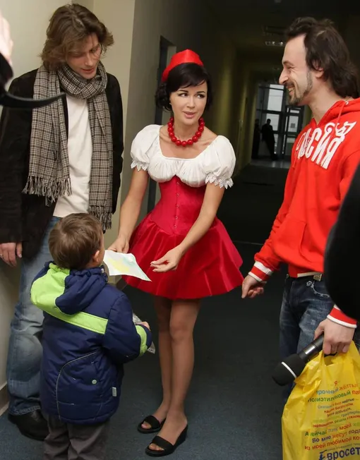 Петр Чернышев, Анастасия Заворотнюк и Илья Авербух