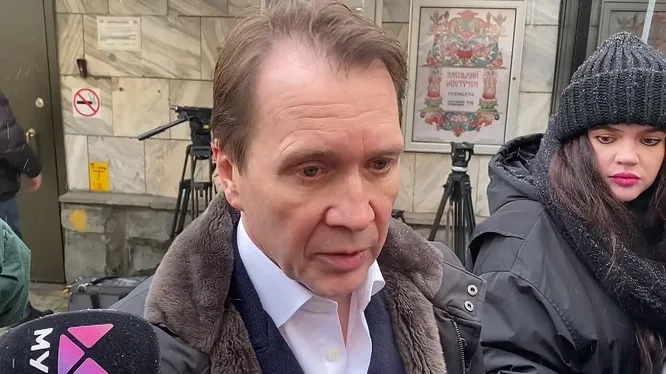 Нажми и смотри