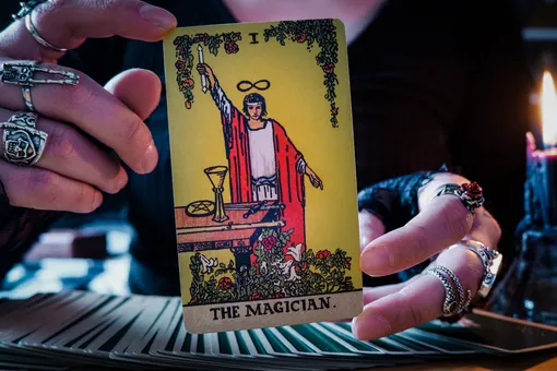 карта таро маг