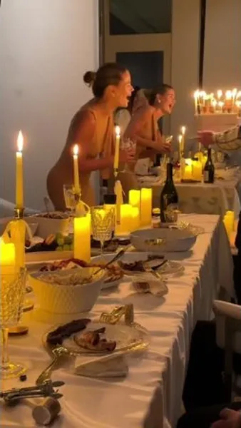 Нажми и смотри